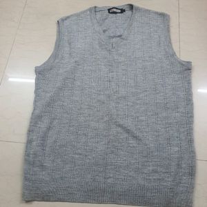 MENS SWEATER ,LARGE SIZE ,light Grey Colour