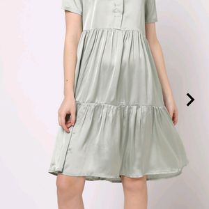 Price Crash -JDB By Only Spread Collar Tired Dress