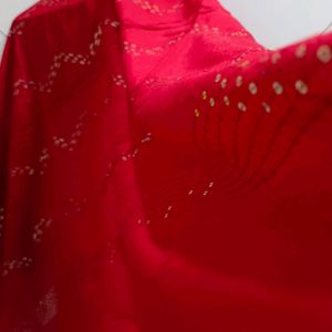 Red Dupatta