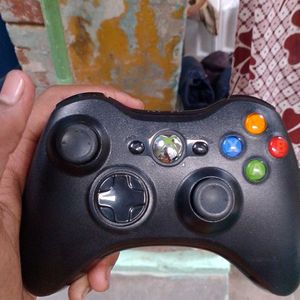 Microsoft Xbox 360 Controller.