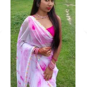 Beautiful Women Saree With Stiched Blouse