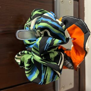 Set Of 2 Scrunchies