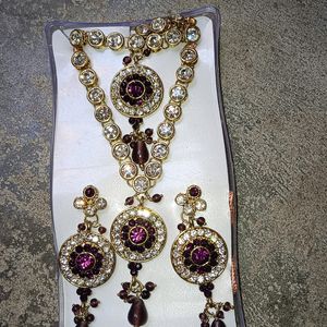 Necklace Set