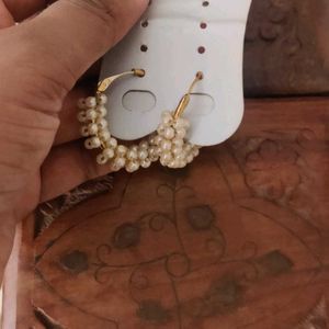 Pearl Design Hoop Earrings