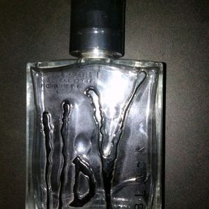 Luxurious Eau De Parfum For Men