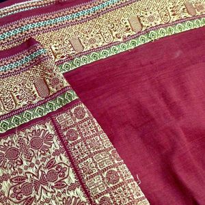 Beautiful Saree With Traditional Pattern✨