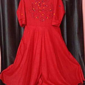 Ethnic Embroidered Kurthi