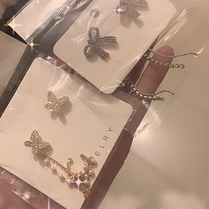 2 Pintresty Korean Long Chai  Earings