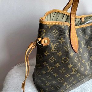 Louis Vuitton neverfull monogram tote bag