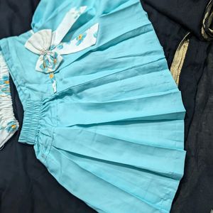 New Girls Skirt Top Never Worn