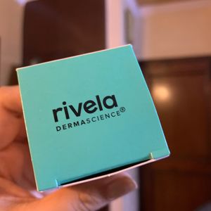 Rivela 10% Vit C Serum With Hyaluronic Acid