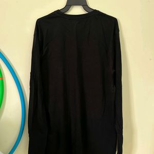 Black Long Sleeved Tshirt