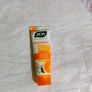 JOY Vitamic C Face Wash