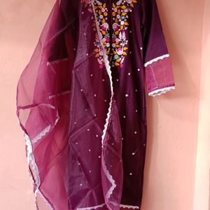 Beautiful Embroidered Kurta Set