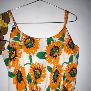 sunflower print backless dress 👗