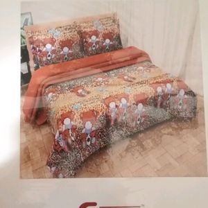 Double Bedsheet With Pillow Cover