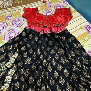 Red Black Lehnga Choli Set 💗