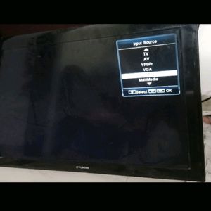 Working 32 Inch LED TV