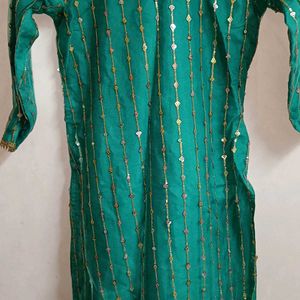 Kurti N Pant