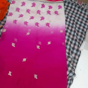 Best Sai Pink And White Leaf Pattern