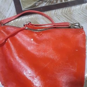 SLING BAG