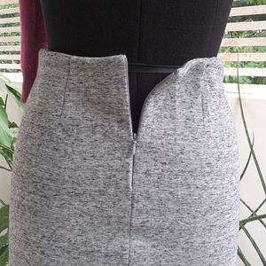 H&M grey pencil skirt