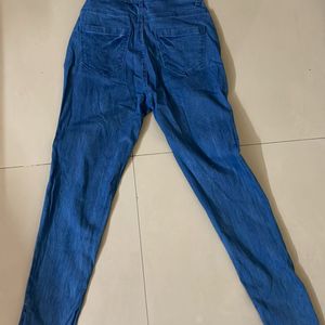 Women Blue Skinny Fit Mid-Rise Stretchable Jeans