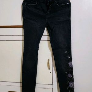 Floral Black Beauty Mango Jeans