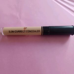 MAC Compact Loose Powder/And A Concealer (2items)