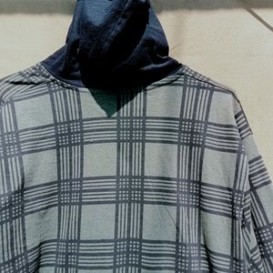 Lewel Men Checkered Hooded Shirt