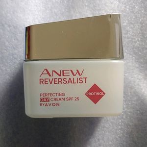 Anew Reversalist Day Cream SPF 25