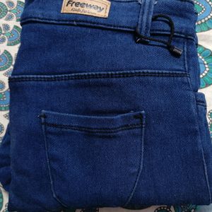 New Highwaist Single Button Jeans