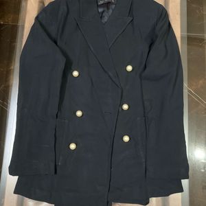 *Rare Piece* Zara Pearl Button Blazer