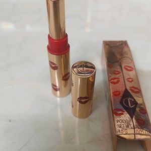 Charlotte Tilbury Lipstick - Red Wishes