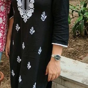 black chikankari kurti