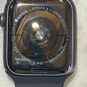 Apple Watch 5 Series