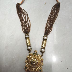 Good Condition Nacklace.