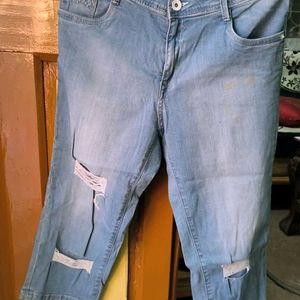 Denim Chapri Ripped Design