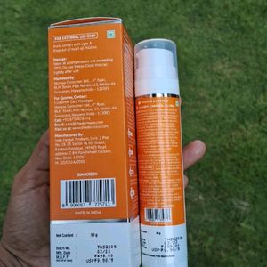 Derma Co Sunscreen