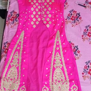 Hot Pink/Magenta Festive Kurta With Short Sleeves