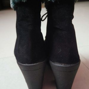 Black Fur Boots