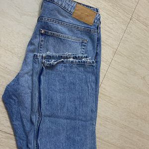 Curvy Fit Stright Regular Jeans