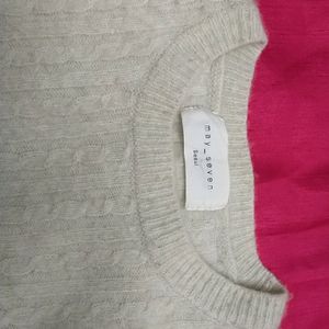 Off White Comfy Sweatshirt