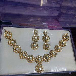 Lowest Price-New Necklace Set