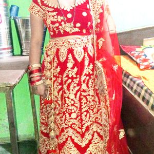 Red Lahange Choli Dupatta M Size