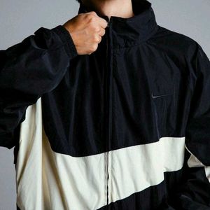 Nike Big Swoosh Windbreaker