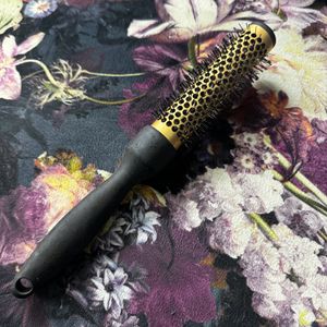 Hair styling Brush