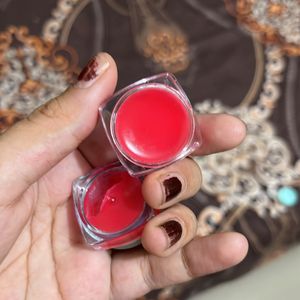 Combo of two lip masks