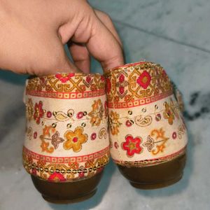 Juttis For Women Ethnic Traditional