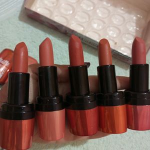 PACK OF 5 NUDE LIPSTICKS